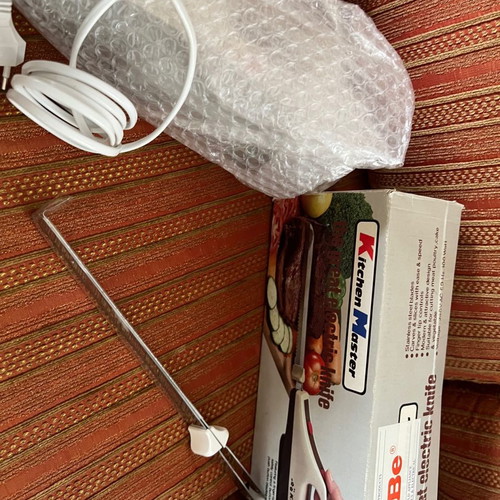 Crepe maker, electric knife and ice crusher new