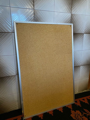 Notice board like new, excellent condition 89x60