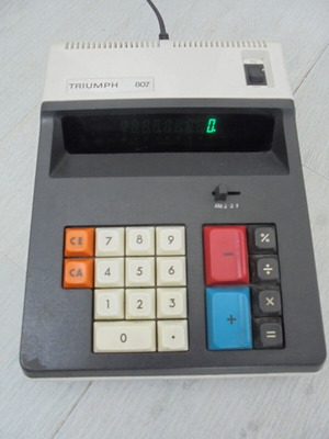 Triumph 807 desktop calculator used retro office equipment