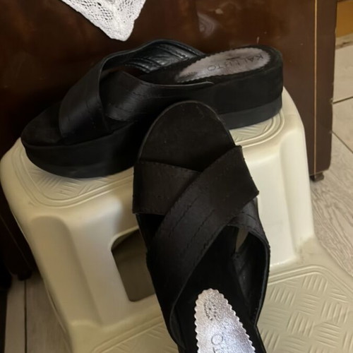 Kallisto platform sandals size 38 like new, black and grey