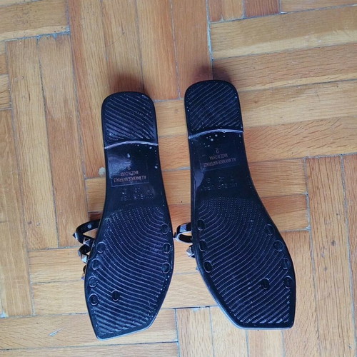 Unique flat slippers like new, black size 40
