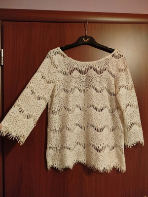 Lace blouse Zara white like new, size M