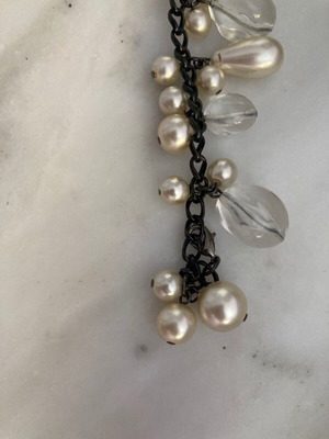 Bracelet with pearls and crystals new, white and silver