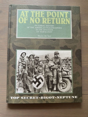 Βιβλίο At The Point of No Return του Michel de Trez σαν καινούργιο