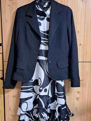 Dress and jacket set like new, black and white, XL