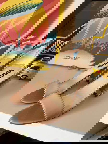 Nude πεδιλα Nine West