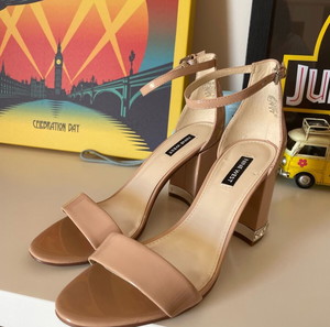 Nude πεδιλα Nine West