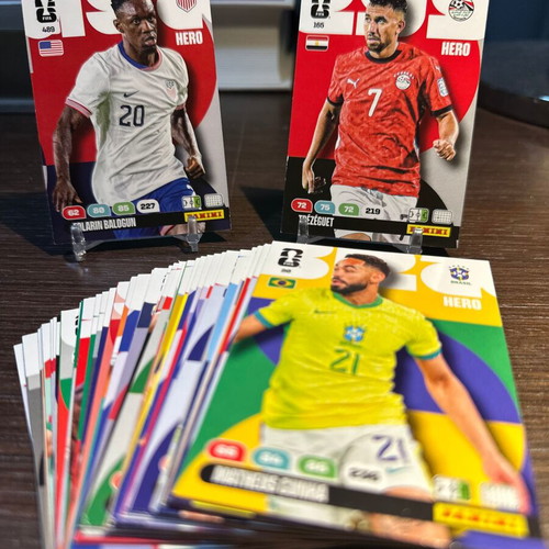 Panini FIFA 365 Adrenalyn XL 2026 single base cards, pack of 50