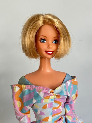 Vintage 1998 Riviera Barbie Doll Special Edition by Mattel used