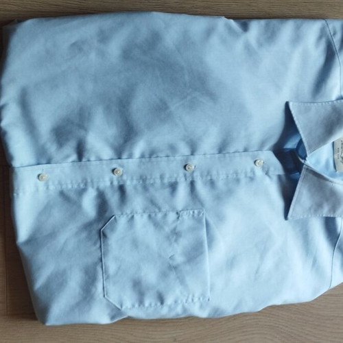 Christian Berg men's light blue non-iron dress shirt, L