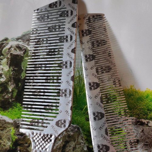 Barber Pegasus Hard Rubber Skulleto professional combs new
