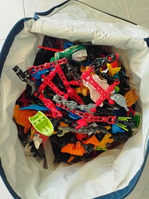 Lego Hero Factory части като нови от много фигури, 16 големи+по-малки