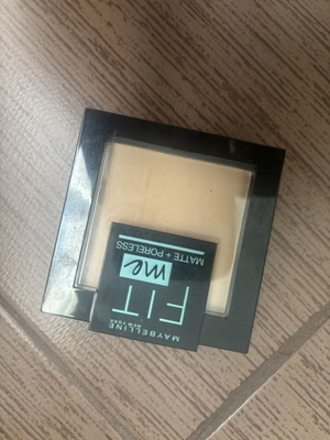 Maybelline Fit Me Powder shade 120 like new, blurring powder