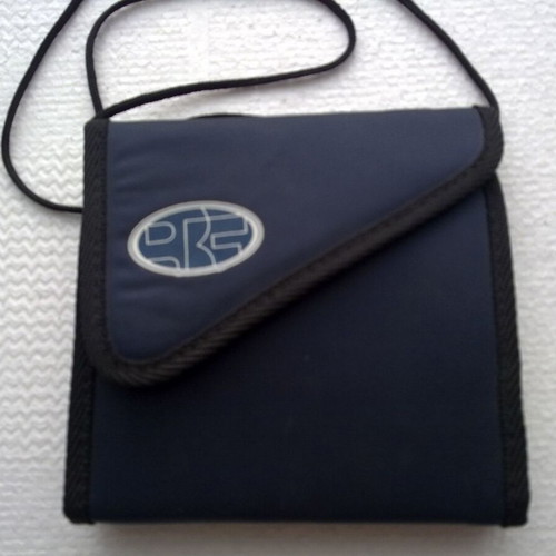 Portable CD case for 10 discs