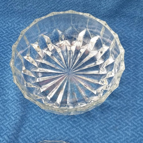 Vintage fondant dish used in good condition