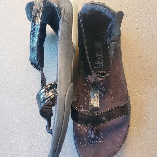 Camper patent leather sandals used, size 37, black