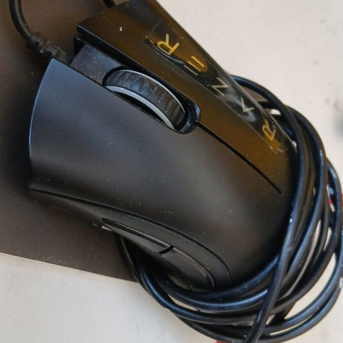 Gaming set up Razer and NOD speakers like new with gift sticker