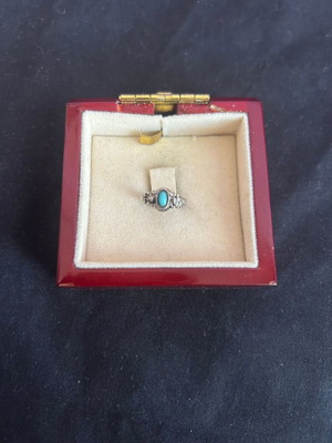 Vintage silver ring with turquoise stone very small used