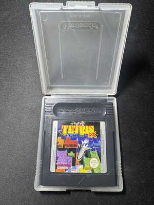 Gameboy Tetris DX game with transparent case, Nintendo