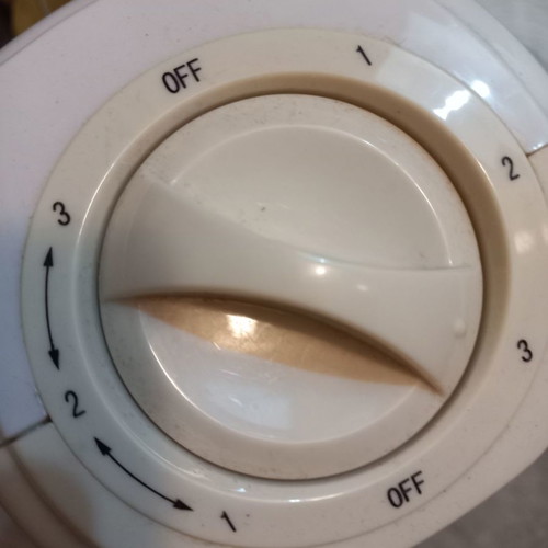 Towe fan tower used, with speed settings and oscillation