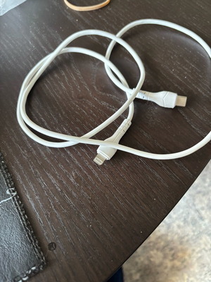 Charging cable for iPhone 12 like new