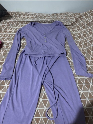 Set top and leggings like new