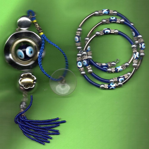 Bracelet with spirals and pendant accessory new, set