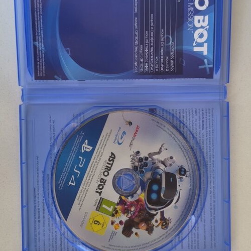Astro Bot PS4 game with VR