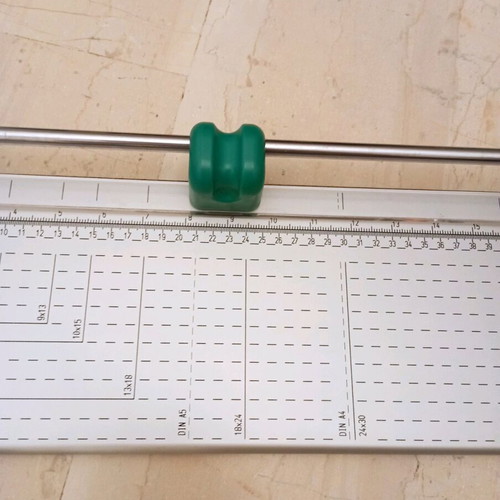 Paper cutter Linex RT 460 like new, 57x17cm