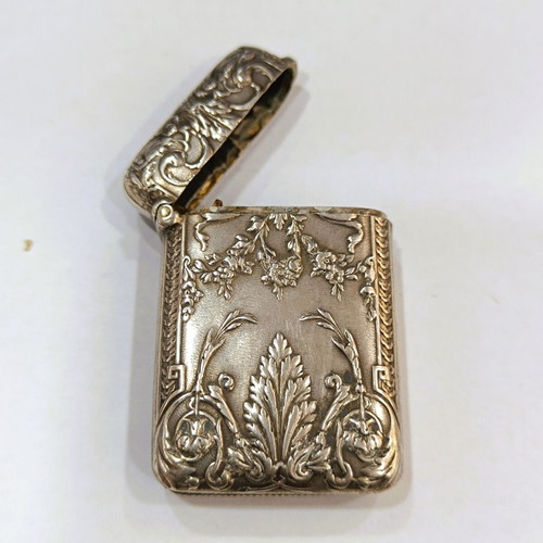 Art Nouveau Silver Vesta Case like new, Modèle Déposé (circa 1900)