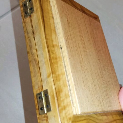 Double olive wood frame like new for 2 photos