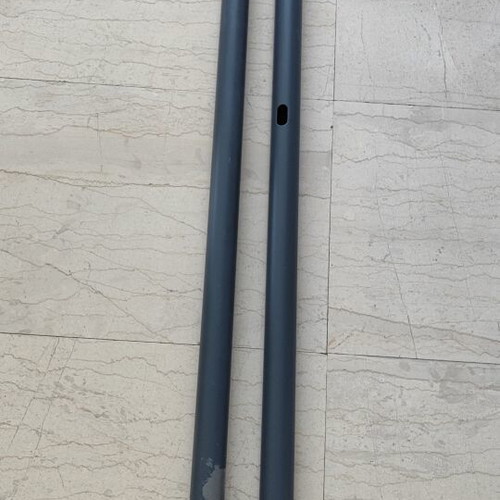 Starlink pole used with some wear, fully functional