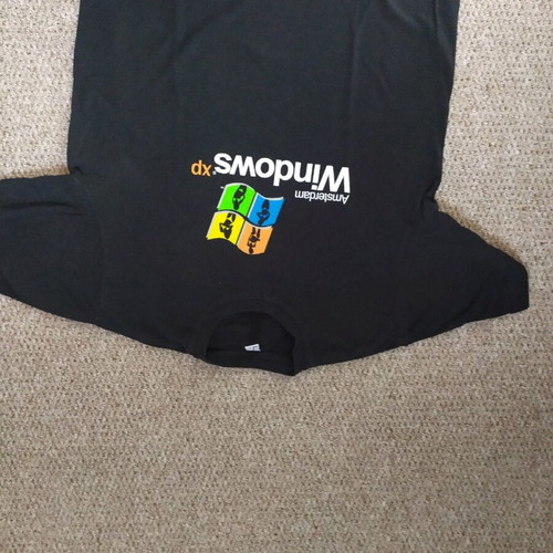 Windows XP Amsterdam T-shirt short sleeve like new, collectible