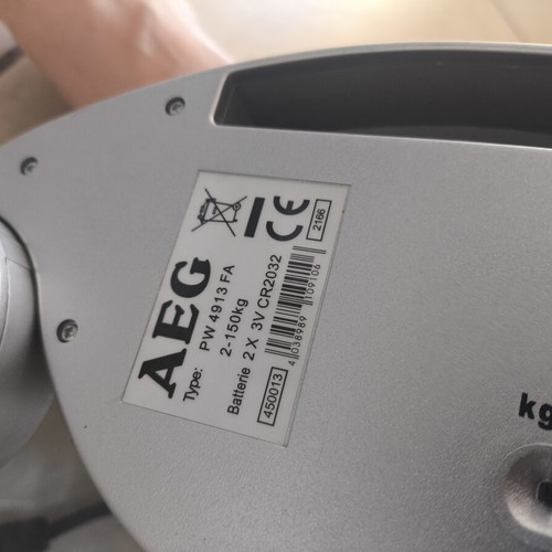 AEG digital scale with body fat measurement like new