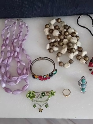 Bijoux pack used, assorted jewelry