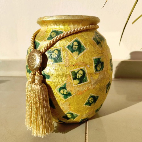 Handmade clay vase Joconda like new with decorative cord