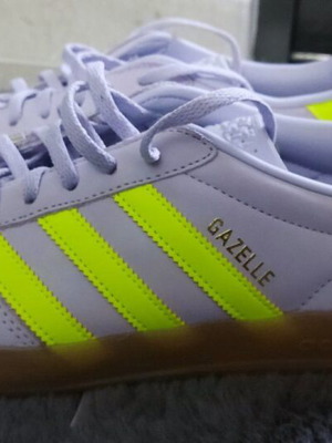 Adidas Gazelle sneakers new, size 42.5, purple