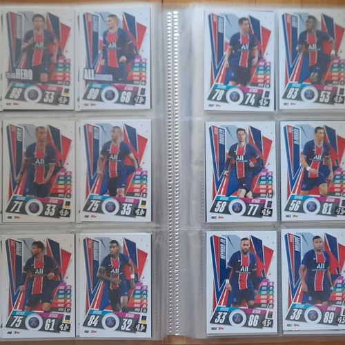 Champions League 2020-2021 Match Attax album with 422 cards like new