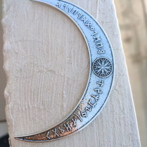 Vikings hair pin with runes new