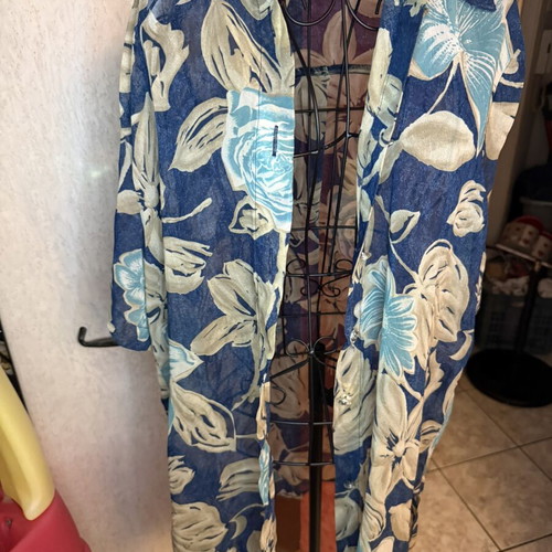 Blue floral shirt, tropical style