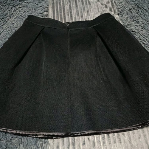 French skirt fine style like new, size M