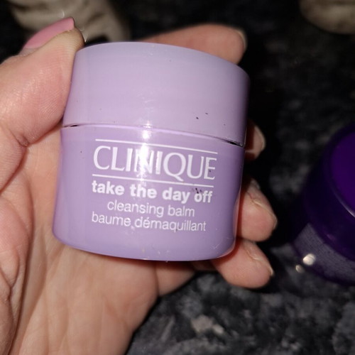Clinique Take The Day Off Cleansing Balm and Smart Clinical Repair Overnight Cream set like new