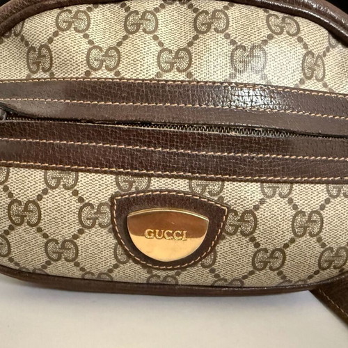 Gucci shoulder bag used, brown with minor discolorations
