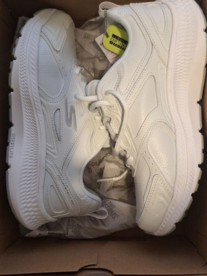 Skechers Go Run Consistent 2.0 Sumpter Trail women's white athletic shoes new size 38