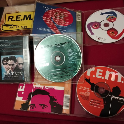 Music CD pack of 8 used, pop genre