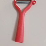 Tupperware Peeler new