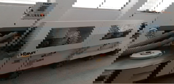 Συγκολλητική Πιβισιέρα Ιταλίας σε άριστη κατάσταση σαν καινούρια, με όλα τα γκρουπ