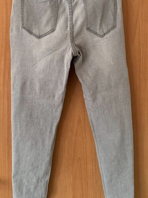 Light gray pants size M used