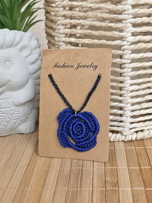 Macrame necklace Rose new, blue navy