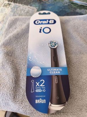 Oral B iQ 2 ανταλλακτικά βουρτσάκια καινούργια αχρησιμοποίητα